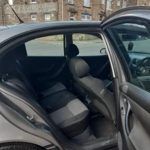 Seat Leon hatchback seat 2005 manual 5-door - Image 7