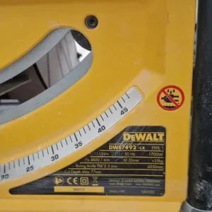 DeWALT 250mm Portable Table Saw with Rolling Stand - Image 5