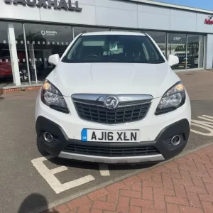 2016 Vauxhall Mokka Exclusiv 1.6 CDTi 136PS ecoFLEX 2WD HATCHBACK Diesel Manual - Image 2