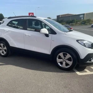 2016 Vauxhall Mokka Exclusiv 1.6 CDTi 136PS ecoFLEX 2WD HATCHBACK Diesel Manual - Image 3