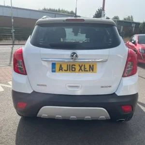 2016 Vauxhall Mokka Exclusiv 1.6 CDTi 136PS ecoFLEX 2WD HATCHBACK Diesel Manual - Image 6