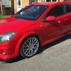 Astra VXR with keyless and push start - Image 3
