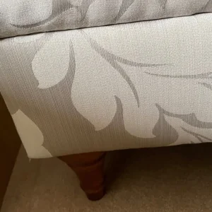 Marks and Spencer Huntingdon footstool - Image 6