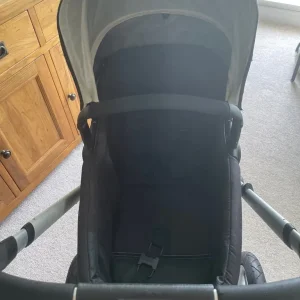 Mothercare My3 Travel System with Car Seat Adapter - Image 3
