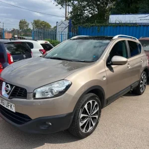 2011 Nissan Qashqai 1.6 n-tec 2WD Euro 5 5dr hatchback petrol manual