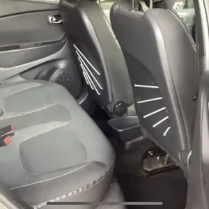 2015 Renault Captur 1.5 dCi Dynamique with Nav and Climate Control - Image 8