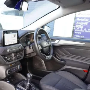 2019 Ford Focus 1.0T EcoBoost Active Euro 6 5dr Estate Petrol Manual - Image 3