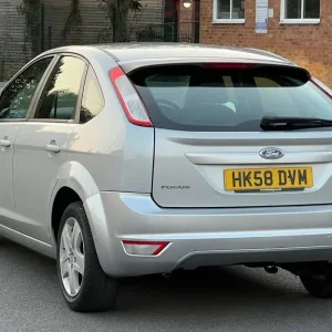 Ford Focus 1.8 Petrol 2009 - Image 5