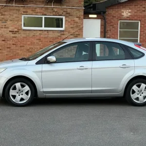 Ford Focus 1.8 Petrol 2009 - Image 6