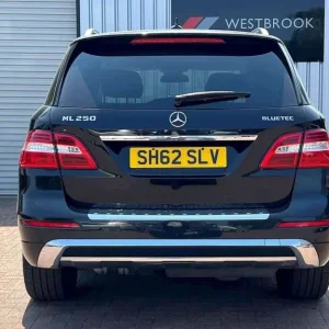 2012 Mercedes-Benz M-Class 2.1L BlueTEC 4WD SUV - Image 3