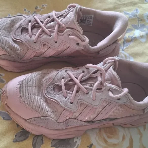 Ladies adidas trainers size 4