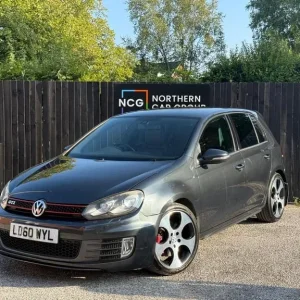 2010 Volkswagen Golf 2.0 TSI GTI Euro 5 5-door hatchback - Image 3