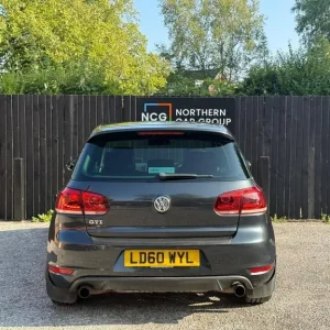 2010 Volkswagen Golf 2.0 TSI GTI Euro 5 5-door hatchback - Image 6