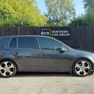 2010 Volkswagen Golf 2.0 TSI GTI Euro 5 5-door hatchback - Image 7