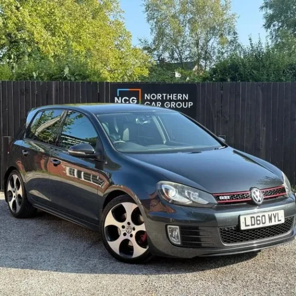 2010 Volkswagen Golf 2.0 TSI GTI Euro 5 5-door hatchback