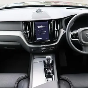 2024 Volvo XC60 B5 AWD Estate Black Edition - Image 5