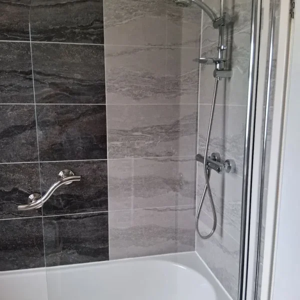 glass shower screen