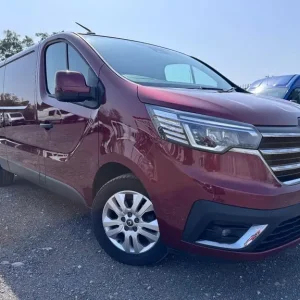 2022 Renault Trafic 2.0 DCI Sport 150BHP LL30 LWB with Apple Play and NAV - Image 7