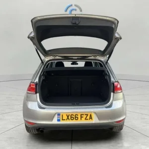 2016 Volkswagen Golf 1.2 TSI BlueMotion Tech S DSG Euro 6 5-door hatchback - Image 8