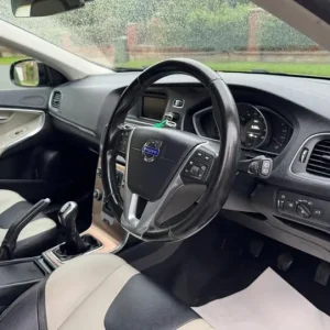 2015 Volvo V40 Cross Country 1.6 D2 Lux Nav Long Mot Cambelt Done - Image 5