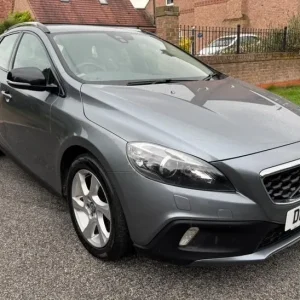 2015 Volvo V40 Cross Country 1.6 D2 Lux Nav Long Mot Cambelt Done