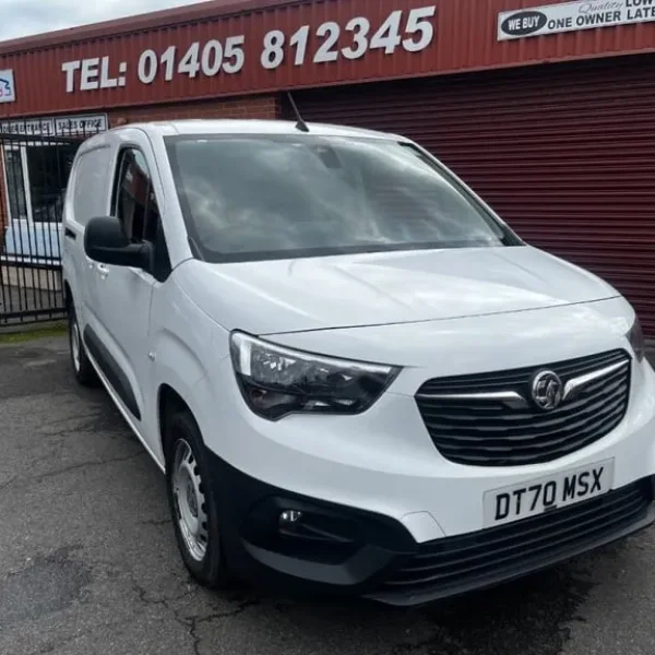 Vauxhall Combo Cargo 2300 1.5 Turbo D 130ps L2 H1 Edition Automatic Van
