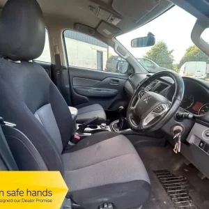 2019 Mitsubishi L200 Double Cab DI-D 4WD Diesel Manual - Image 8