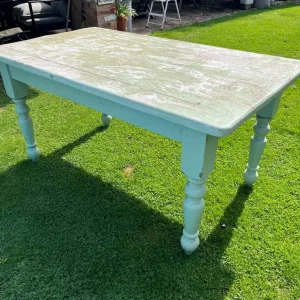 Heavy painted pine dining table farmhouse table - Image 4