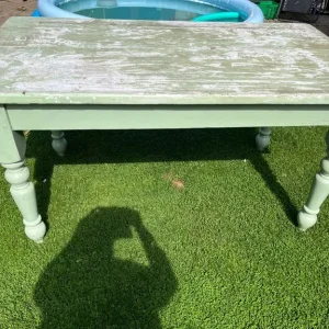 Heavy painted pine dining table farmhouse table - Image 5