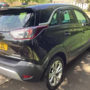 2019 Vauxhall Crossland X 1.5 Turbo D Nav 5-door Hatchback - Image 5