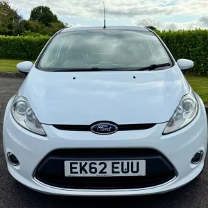 2012 Ford Fiesta 1.25 Zetec 3-door White - Image 2