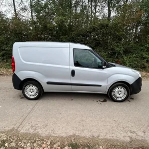 2018 Vauxhall Combo Petrol 34k Miles ULEZ Compliant - Image 4