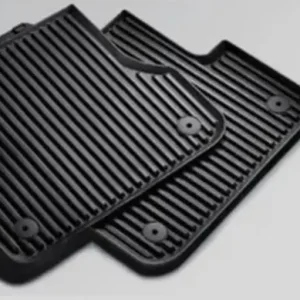Audi A4 rubber mats, boot liner, and cargo net - Image 4