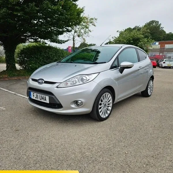 2011 Ford Fiesta Titanium Hatchback Petrol Manual
