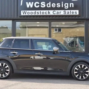 2022 MINI Cooper Exclusive 1.5 Petrol Manual Hatchback - Image 5