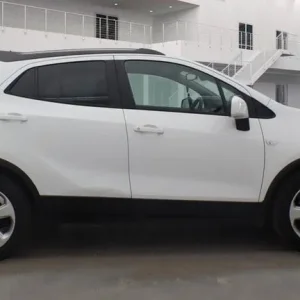 2014 Vauxhall Mokka 1.7 CDTi Exclusiv 2WD Diesel 5-door Hatchback - Image 7