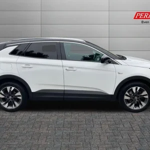 2020 Vauxhall Grandland X 1.2 Turbo SRi Nav 5-door hatchback - Image 3
