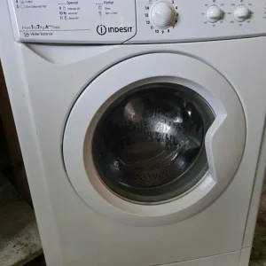 White Indesit IWC 71252 Eco washing machine