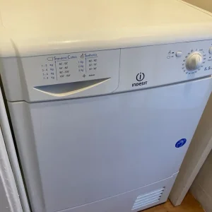 Indesit IDC8T3 Tumble Dryer - Image 3