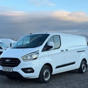 2021 Ford Transit Custom 2.0 EcoBlue Trend Panel Van - Image 3