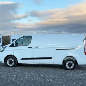 2021 Ford Transit Custom 2.0 EcoBlue Trend Panel Van - Image 5