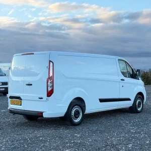 2021 Ford Transit Custom 2.0 EcoBlue Trend Panel Van - Image 8