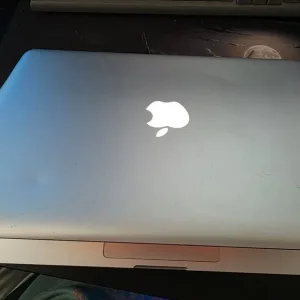 Apple MacBook Pro Mid 2012 - Image 2
