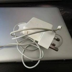 Apple MacBook Pro Mid 2012 - Image 4