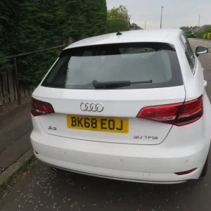 Audi A3 1.0L Hatchback 2018 Manual with FSH Leather Interior - Image 5