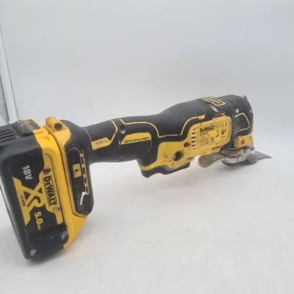 DEWALT MULTI TOOL