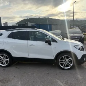 2015 Vauxhall Mokka 1.4T Limited Edition 5-door hatchback - Image 5