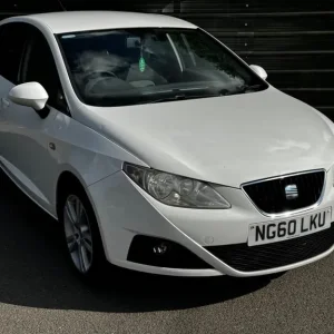 2011 SEAT Ibiza 1.4 16V Chill Euro 5 5dr HATCHBACK Petrol Manual - Image 8