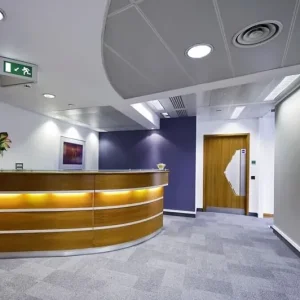 Furnished office spaces for 3 to 55 desks - Image 2