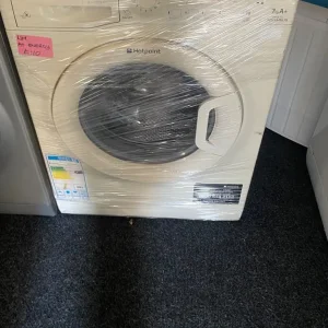 OFF WHITE A+ ENERGY GRADED HOTPOINT WASHING MACHINE